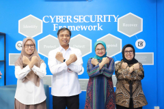 Foto Bersama Pojok Siber