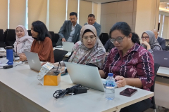Seminar-uasi-Koleksi-Praktik_4
