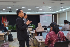 Seminar-uasi-Koleksi-Praktik_5